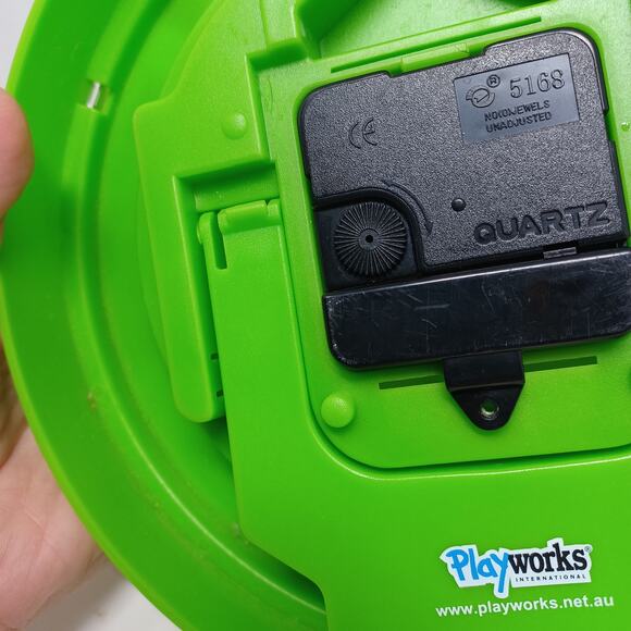 The Wiggles Big Red Car Clock Vintage Wags Dorothy Dinosaur Feathersword Jeff - Picture 4 of 8